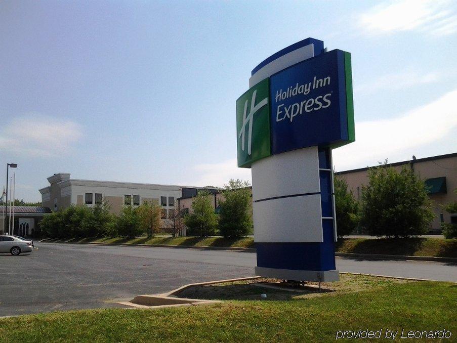 Holiday Inn Express Edgewood-Aberdeen-Bel Air Exterior foto